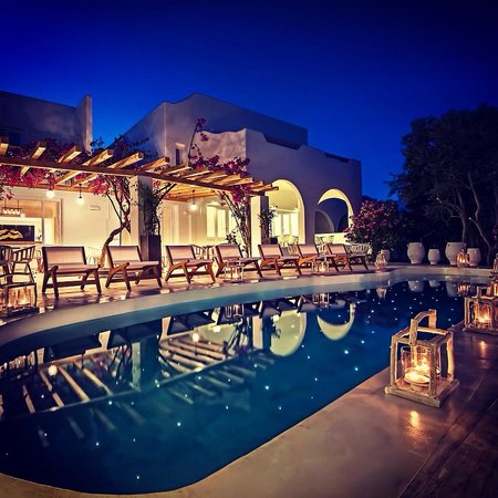 Cavo Bianco, Καμάρι, Σαντορίνη