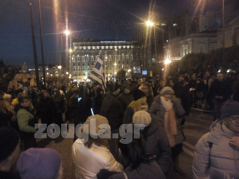 Αεκτζήδες εναντίον ΜΑΤ επειδή καταδικάστηκε ο ηγούμενος της Μονής Εσφιγμένου 