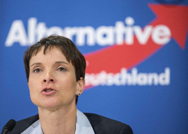 Η επικεφαλής της ακροδεξιάς στη Γερμανία Frauke Petry