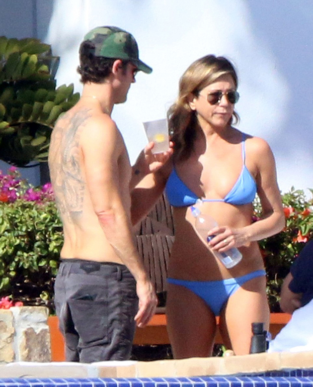 Τζένιφερ Άνιστον