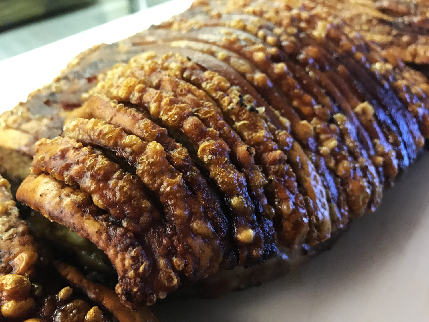 Παντσέτα με τραγανιστή πέτσα στο Uberness