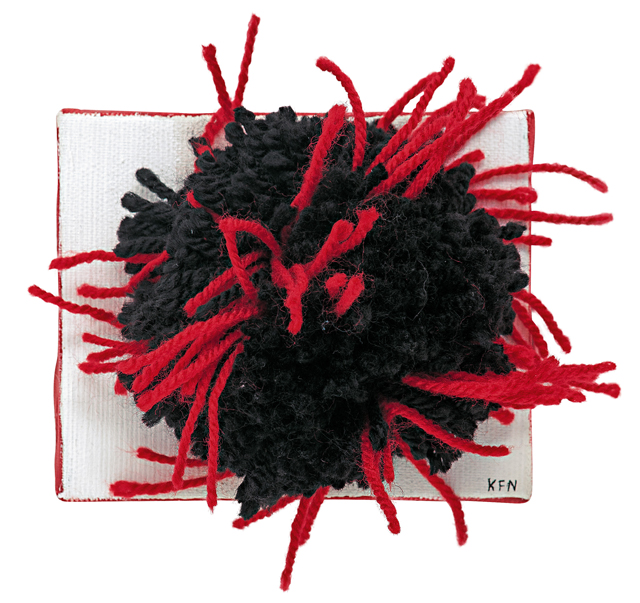 PALESTINA. Khader Fawzy Nastas. It Is Coming... Unless. Threads, glue / Fili, colla LEBANON. 2015