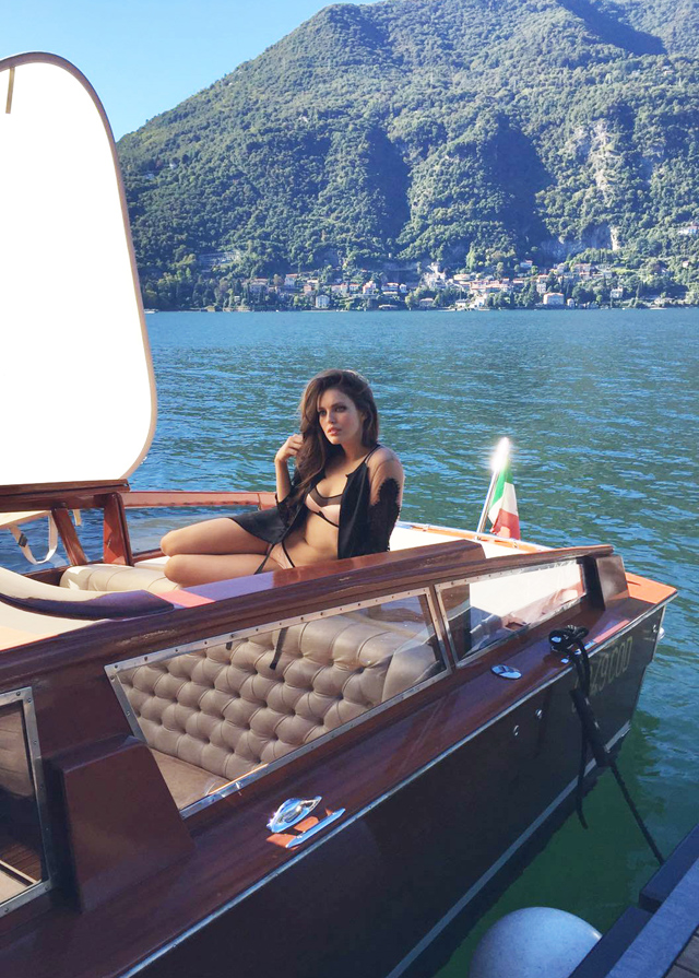 Το ποίημα «Γυναίκες σε αναγέννηση», του Diego Cugia, θα ήταν η ιδανική περιγραφή για την διαφημιστική εκστρατεία της Yamamay - Άνοιξη 2017.