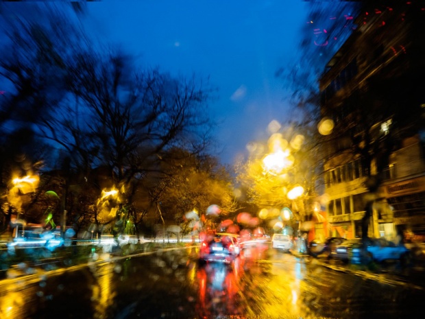 Φωτογραφίες της βροχής ©Τάσος Βρεττός Φωτογραφίες της βροχής ©Τάσος Βρεττός