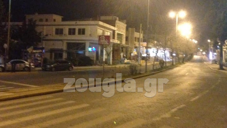 Έκρηξη στο βιβλιοπωλείο του Άδωνι Γεωργιάδη 