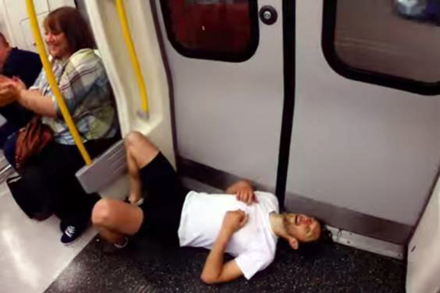 Λονδρέζος τρέχει με αντίπαλο το Μετρό και το κερδίζει