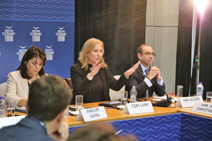 Π.Γαβρά- Tzipi Livni- Ian Lesser