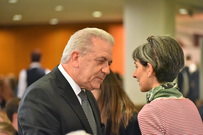 Δ.Αβραμοπουλος - Kate Smith Πρέσβης  Μ.Βρετανίας