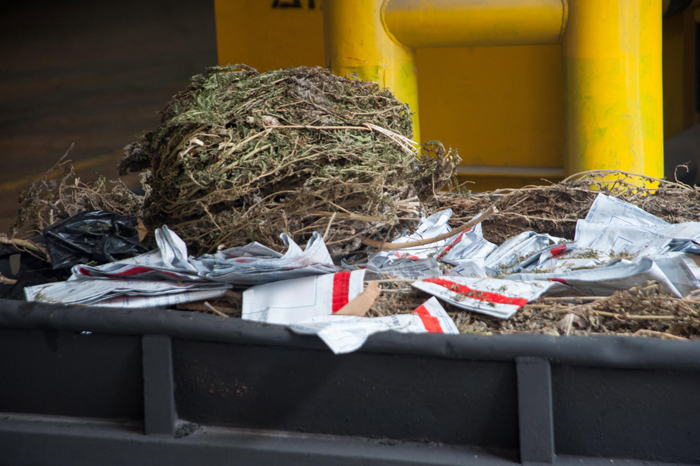 Δείτε πώς είναι όταν καίγονται από την ΕΛΑΣ 2,5 τόνοι κάνναβης και 58 κιλά κοκαΐνης (εικόνες, video) Δείτε πώς είναι όταν καίγονται από την ΕΛΑΣ 2,5 τόνοι κάνναβης και 58 κιλά κοκαΐνης (εικόνες, video)