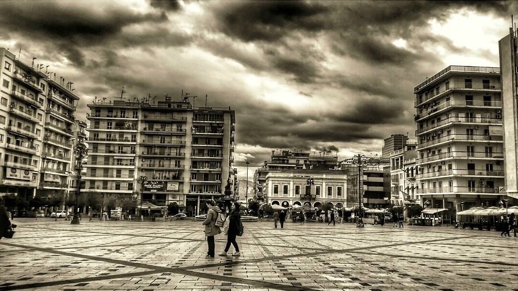 © Chara Sgoura / Πάτρα, πλατεία Αγίου Γεωργίου