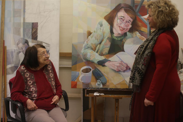 Εκείνη διαβάζει ποιήματά της και η ζωγράφος Νατάσα Μεταξά παρουσιάζει το ζωγραφικό πορτραίτο της ποιήτριας