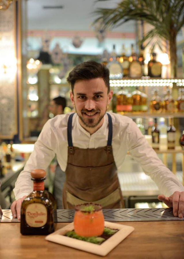 Λυκούργος Χριστοθανόπουλος (Hide & Seek, Athens)