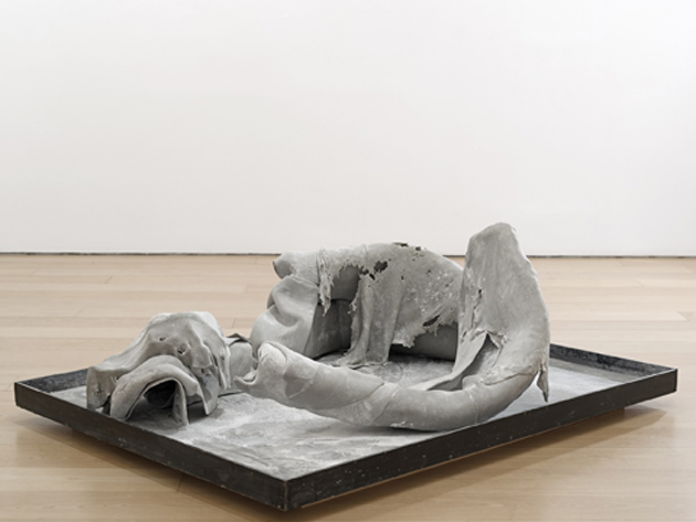 Κώστας Σαχπάζης Το διεθνώς αναγνωρισμένο βραβείο τέχνης γίνεται 18 και παρουσιάζει τα έργα 9 καλλιτεχνών στην «Επετειακή έκθεση 1999- 2015»