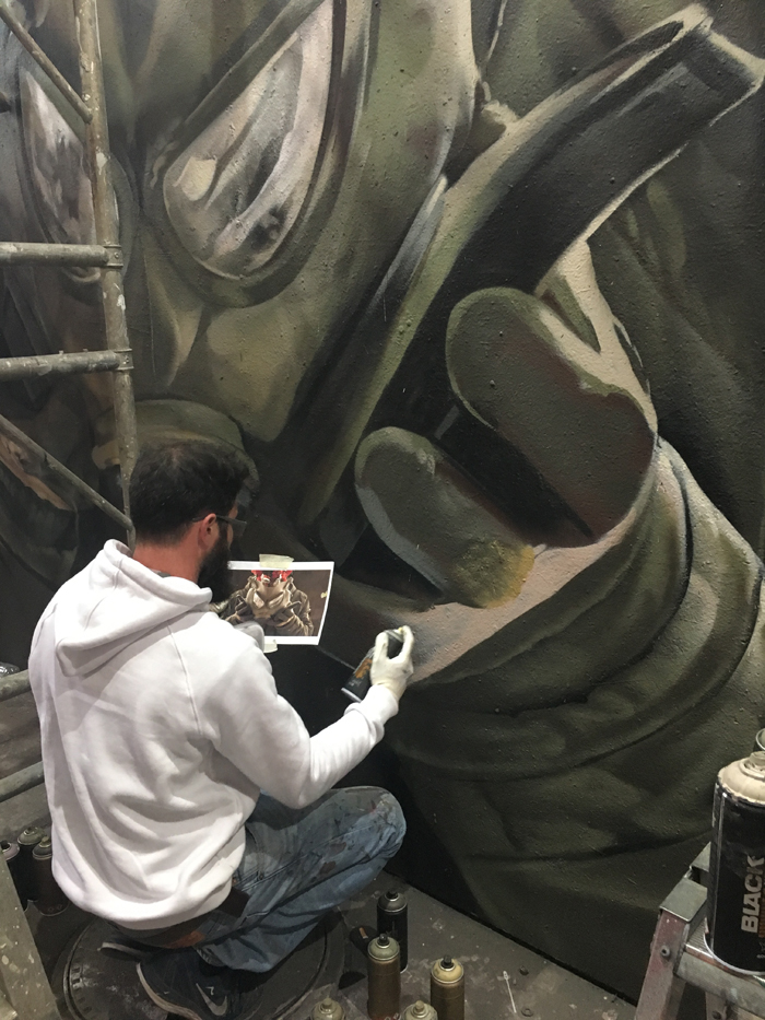 Ο Βane & Pest επί τω έργω Ο Βane & Pest επί τω έργω