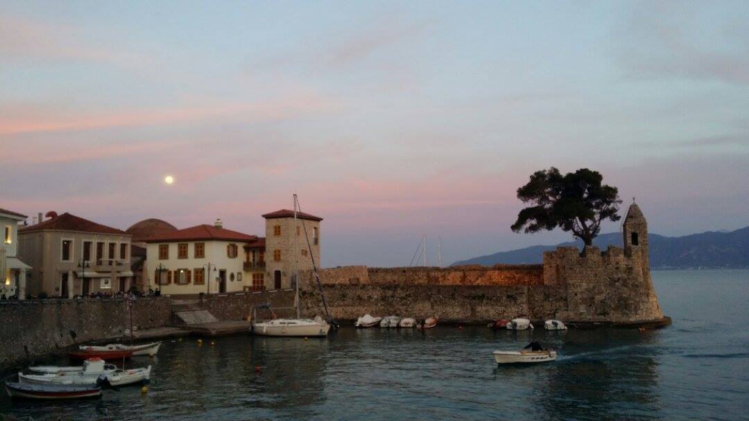 © Αγγελική Καλουδιώτη / Ναύπακτος © Αγγελική Καλουδιώτη / Ναύπακτος