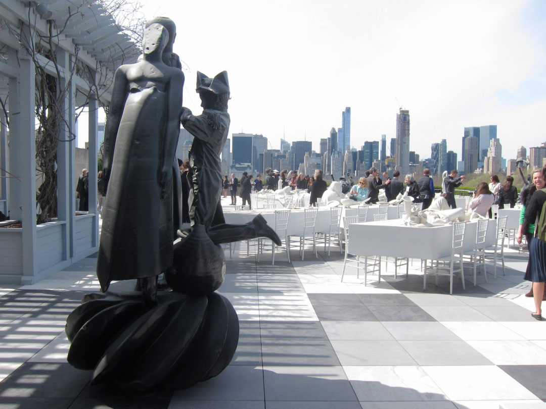 Η εγκατάσταση του Αντριάν Βιγιάρ Ρόχας «Το Θέατρο της Εξαφάνισης» Η εγκατάσταση του Αντριάν Βιγιάρ Ρόχας «Το Θέατρο της Εξαφάνισης»