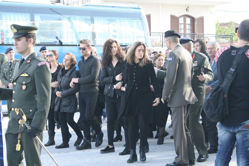 ανείπωτος ο πόνος για τη σύζυγό του