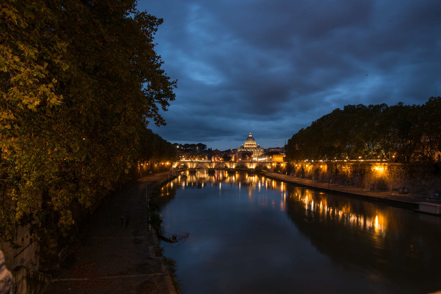 Ρώμη, Θανάσης Καρατζάς 