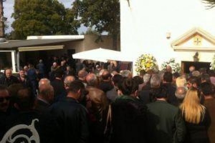 Κηδεία Τζανιδάκη Κηδεία Τζανιδάκη