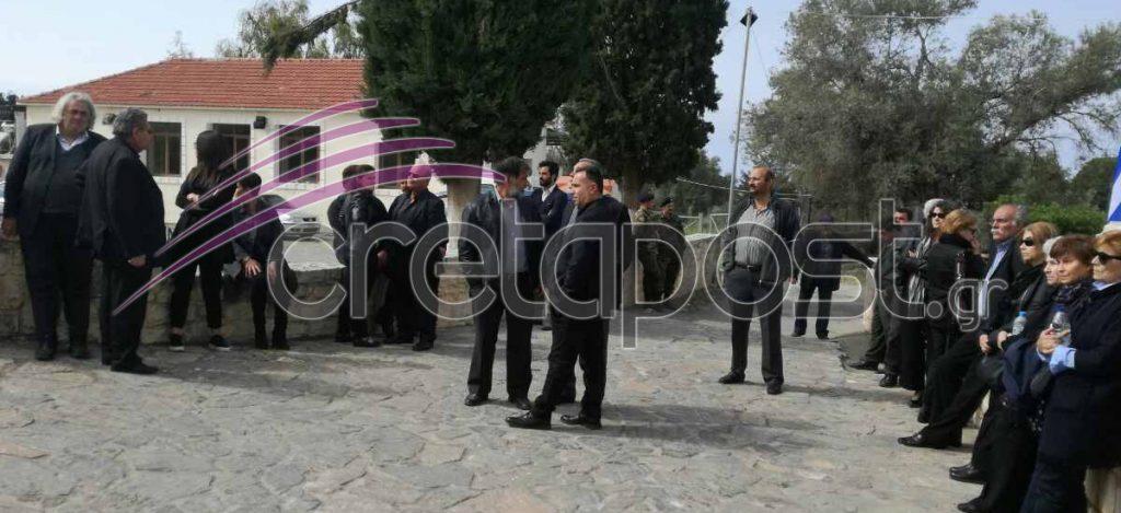 Κηδεία Τζανιδάκη Κηδεία Τζανιδάκη