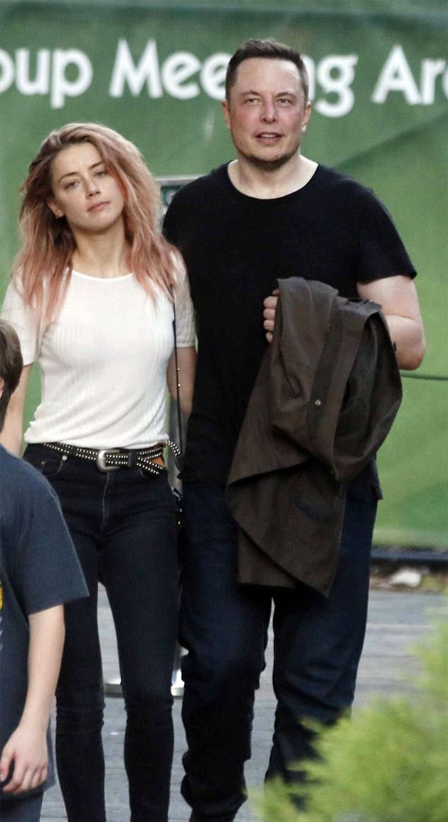 Άμπερ Χερντ-Έλον Μασκ