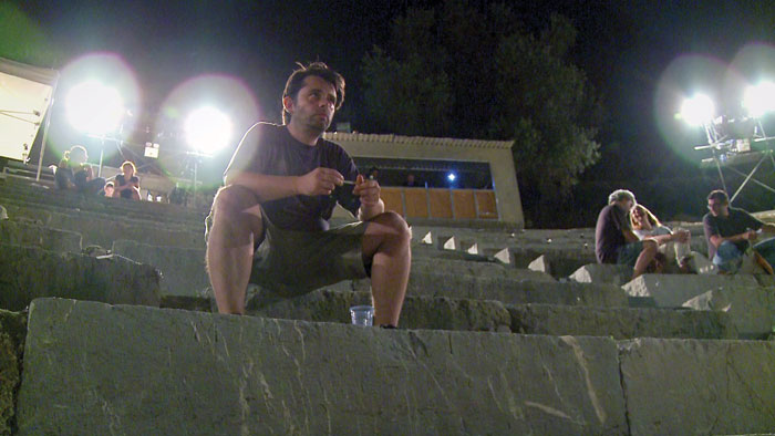 Θέατρο και πραγματικότητα 