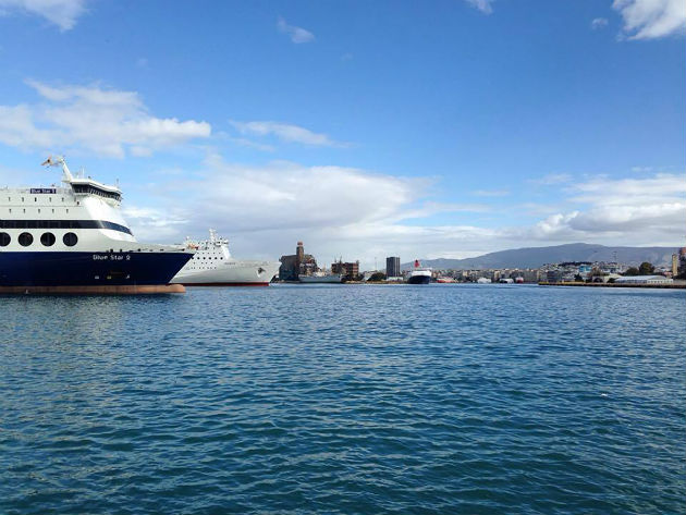 Στο εγκαταλελειμμένο ξενοδοχείο Acropol και την εξαφανισμένη Ομόνοια του φετινού Fast Forward Festival 