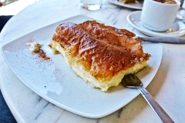 Γαλακτομπούρεκο με φρέσκο γάλα