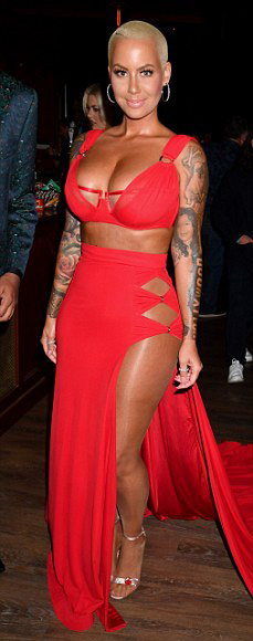 Άμπερ Ρόουζ Άμπερ Ρόουζ