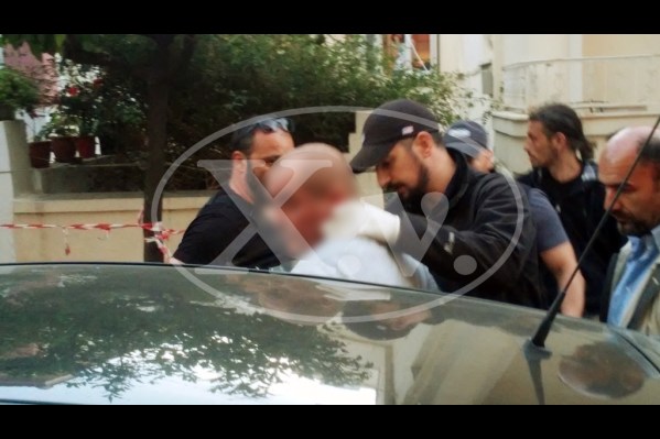  Καβγάδισαν και τον σκότωσε με τσεκούρι 