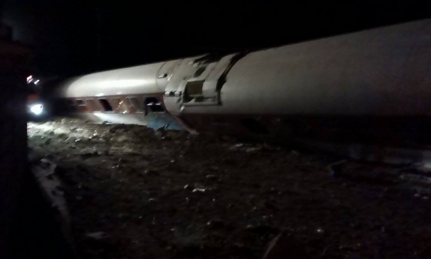 4 νεκροί από τον εκτροχιασμό τρένου έξω από τη Θεσσαλονίκη 4 νεκροί από τον εκτροχιασμό τρένου έξω από τη Θεσσαλονίκη