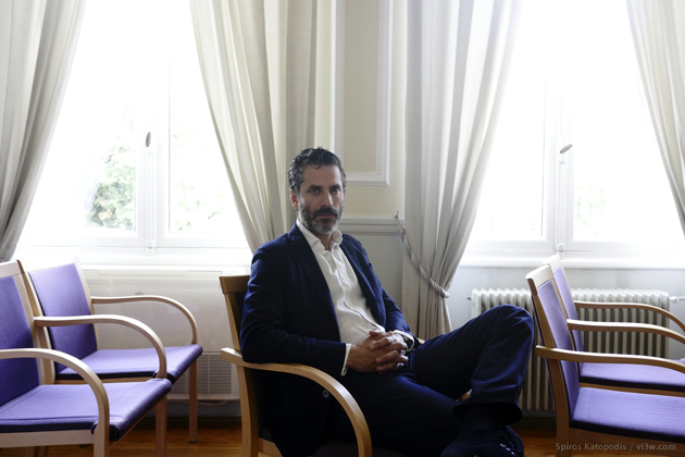 Jens Lapidus Jens Lapidus. Ο σουηδός δικηγόρος που κατέκτησε το αστυνομικό μυθιστόρημα