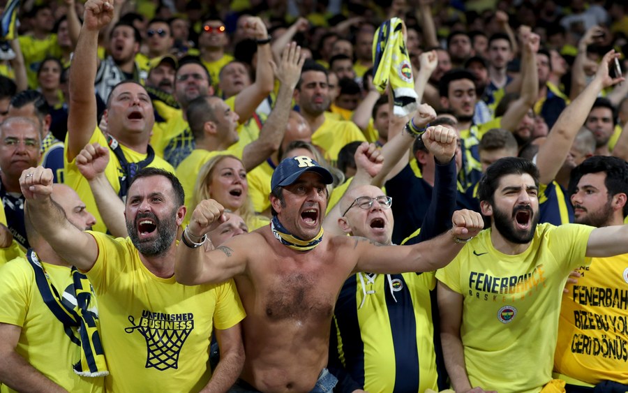 Δεν τα κατάφερε ο Ολυμπιακός - πρωταθλήτρια Ευρώπης η Φενέρμπαχτσε (εικόνες)