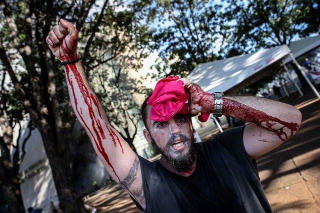 Αιματηρές συγκρούσεις Αιματηρές συγκρούσεις