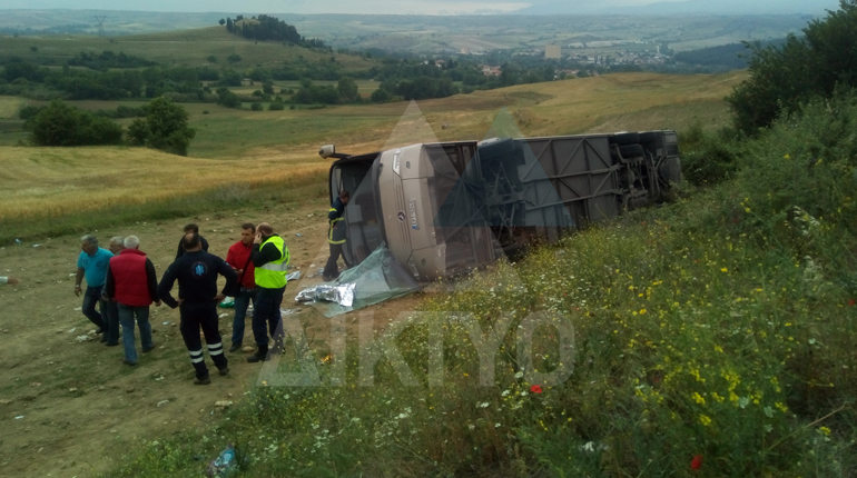 το σημείο όπου το σχολικό λεωφορείο συγκρούστηκε φορτηγό