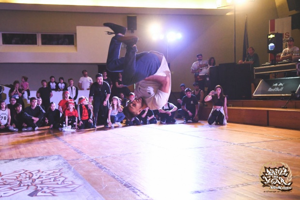 O Onel εκπροσωπεί ξανά την Ελλάδα στο Red Bull BC One-Last Chance Cypher O Onel εκπροσωπεί ξανά την Ελλάδα στο Red Bull BC One-Last Chance Cypher