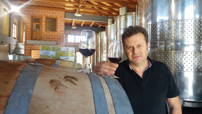 Δημήτρης Ρομποτής - Οινοποιείο Λευκαδίτικη Γη