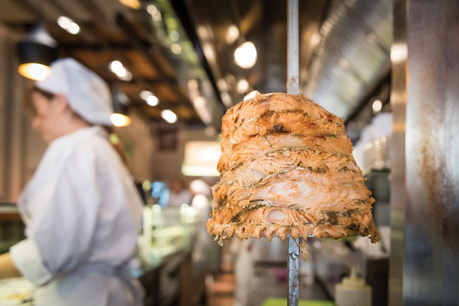 Ένα γύρο σολομό απ’ όλα Ένα γύρο σολομό απ’ όλα