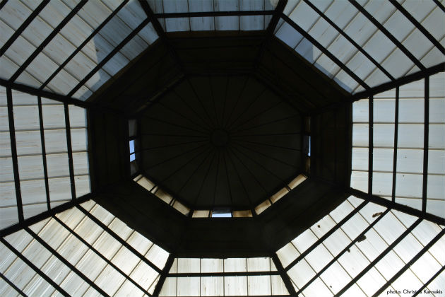 Στοά Αρσάκη, Κάτι θα συμβεί στις στοές της Αθήνας Κάτι θα συμβεί στις στοές της Αθήνας