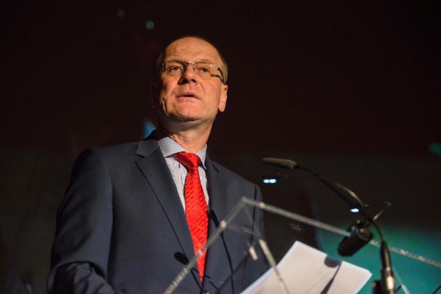 Τίμπορ Νάβρατσιτς Τίμπορ Νάβρατσιτς