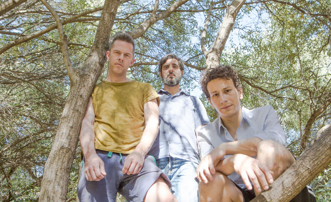 Οι ηθοποιοί Χρήστος Λούλης, Γιώργος Γάλλος, Μιχάλης Σαράντης