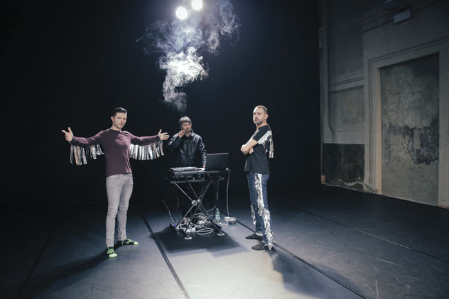 Kinkaleri Realgoodtime // Photo: Jacopo Jenna