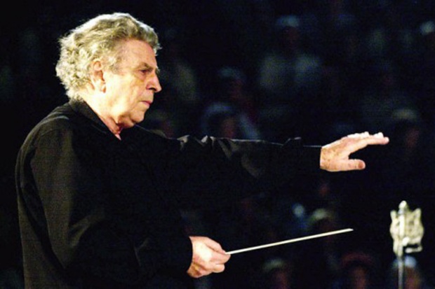 Μίκης Θεοδωράκης