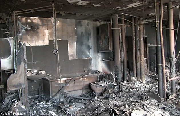 Μέσα στον απόκοσμο κόσμο του Πύργου Γκρένφελ