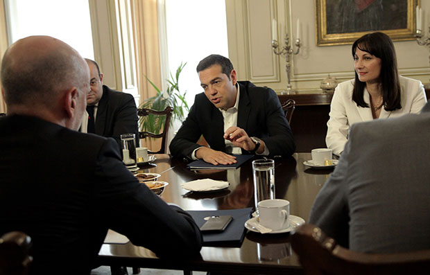 Ο πρωθυπουργός Αλέξης Τσίπρας στη συνάντηση με τον ΣΕΤΕ