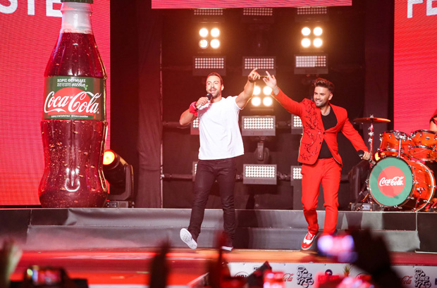 Ο Σάκης Τανιμανίδης και οι ONIRAMA σε ένα μοναδικό Coca-Cola act