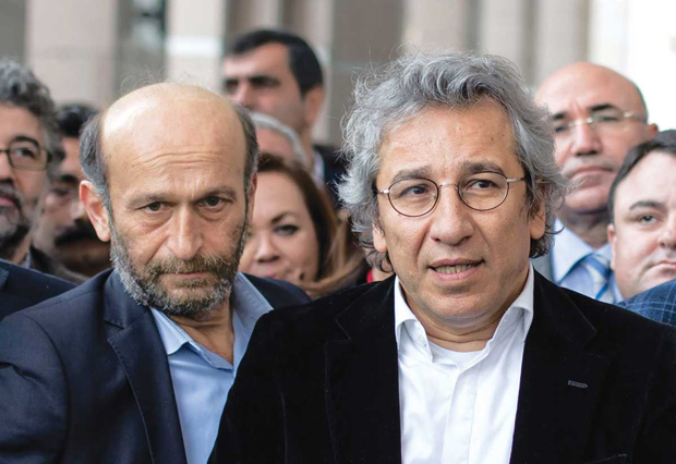 Ερντέμ Γκιούλ, Τζαν Ντουντάρ