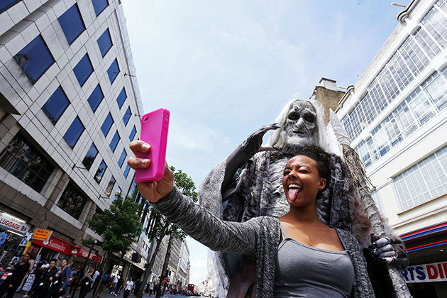 Έφιπποι White Walkers στο παλάτι του Μπάκιγχαμ