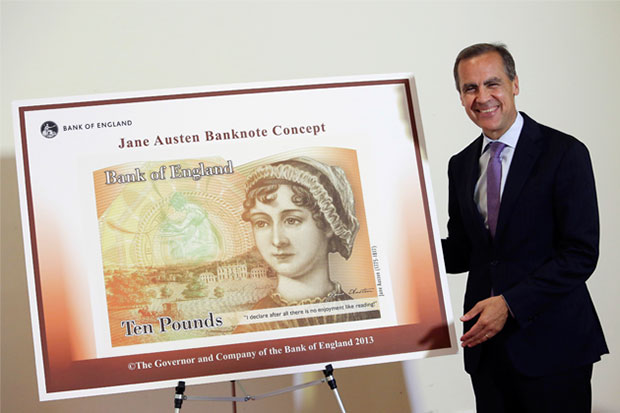 Ο πρόεδρος της Τράπεζας της Αγγλίας με το νέο χαρτονόμισμα των 10 λιρών