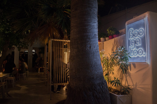 Boogaloo Αντίπαρος